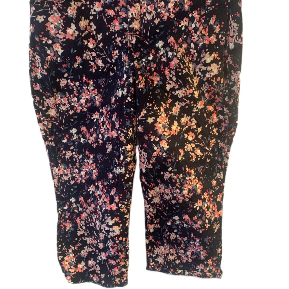 Pre Owned Women’s Juniors Bandolino Skimmer Capri Style Pants Floral Sz 10 - Picture 6 of 12